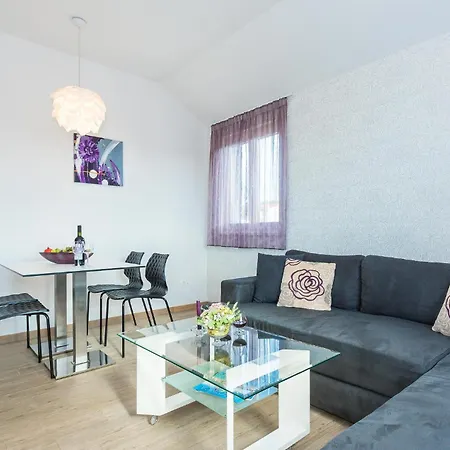 In With Sauna Rogoznica (Sibenik-Knin)