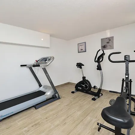 In With Sauna Rogoznica (Sibenik-Knin)